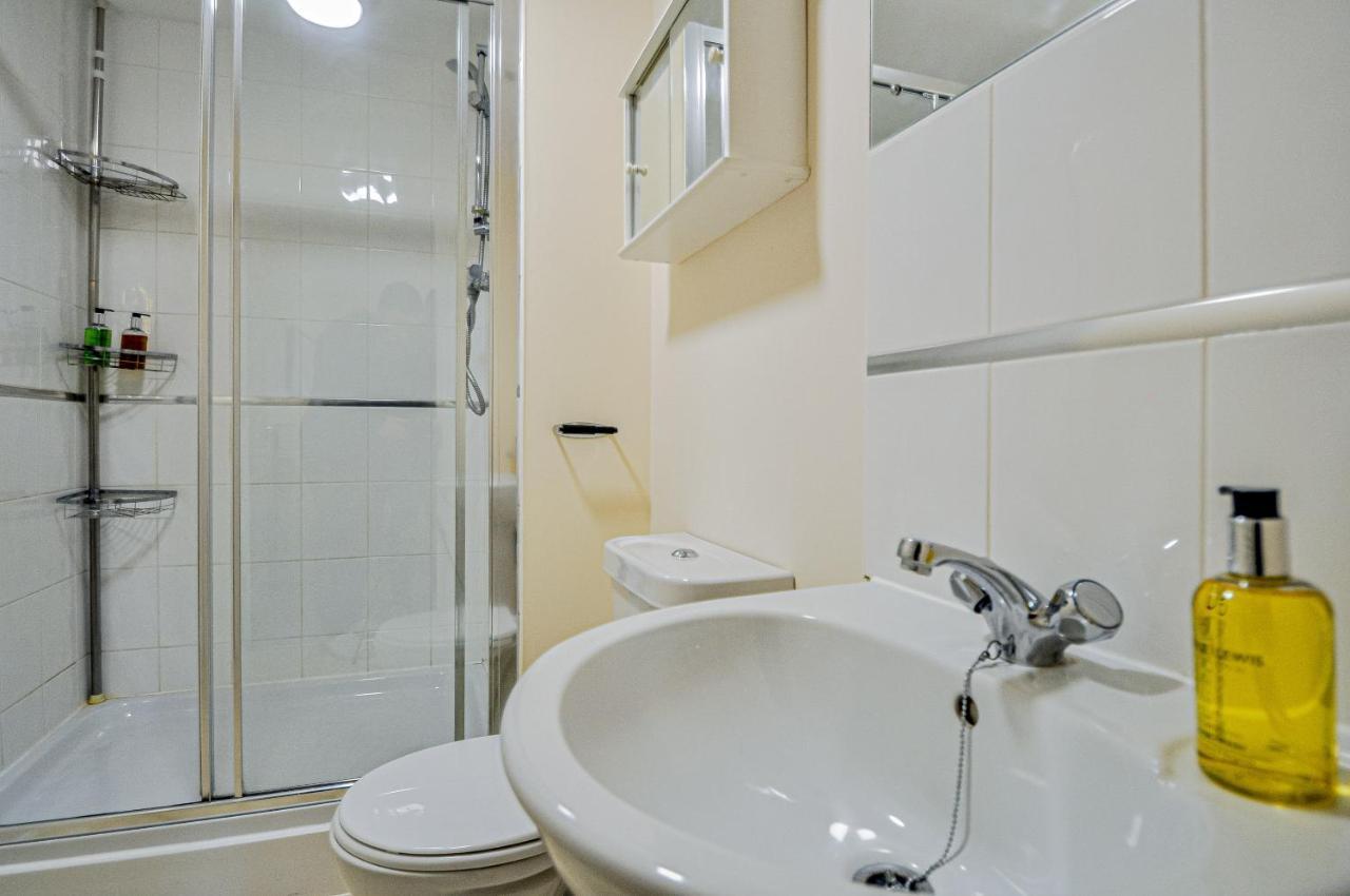 Kings Quarter - Four Bed Apartment - #0202 Мейденхед Экстерьер фото